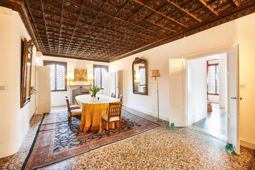 Ca' Fenice, Charming Apartment In San Marco, Sleep 7 베니스 외부 사진